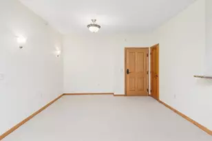 5225 Grandview Square, Edina, MN 55436 - Photo 19