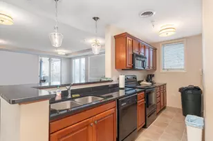 5225 Grandview Square, Edina, MN 55436 - Photo 25