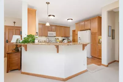 5225 Grandview Square #210, Edina, MN 55436 - Photo 7