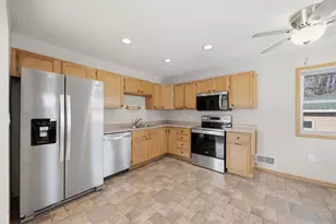 1261 Skillman Ave E, Maplewood, MN 55109 - Photo 11