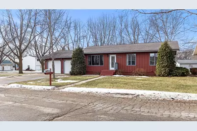 1104 Cheryl Avenue, Marshall, MN 56258 - Photo 3