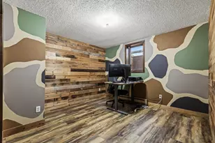 1104 Cheryl Ave, Marshall, MN 56258 - Photo 41