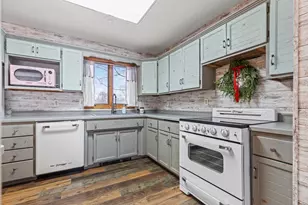 1104 Cheryl Ave, Marshall, MN 56258 - Photo 21