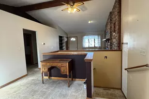 816 E 5th St, Blue Earth, MN 56013 - Photo 9