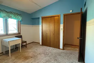 816 E 5th St, Blue Earth, MN 56013 - Photo 17