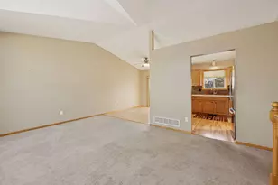 1477 Creekside Dr, Waconia, MN 55387 - Photo 11