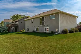 1421 Tunbridge Pl NE, Byron, MN 55920 - Photo 3