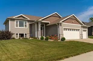 1421 Tunbridge Pl NE, Byron, MN 55920 - Photo 1