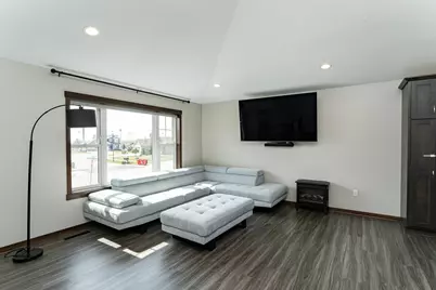 1421 Tunbridge Place NE, Byron, MN 55920 - Photo 7