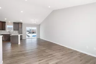 907 Emily Ct NE, Montgomery, MN 56069 - Photo 7