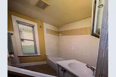 616 Monroe Street NE, Minneapolis, MN 55413 - Photo 13