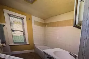 616 Monroe St NE, Minneapolis, MN 55413 - Photo 13