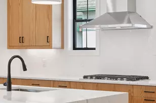 2084 Palace Ave, Saint Paul, MN 55105 - Photo 15