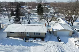 172 Lakeview Dr, Spicer, MN 56288 - Photo 35