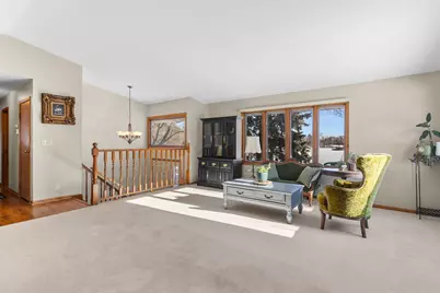 1887 Lakewood Drive N, Maplewood, MN 55109 - Photo 3