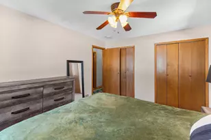 1887 Lakewood Dr N, Maplewood, MN 55109 - Photo 17