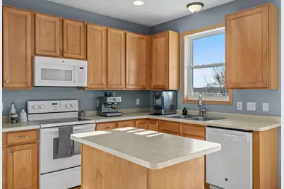 10305 41st Place NE, Saint Michael, MN 55376 - Photo 3