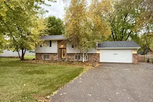 424 106th Ave NW, Coon Rapids, MN 55448 - Photo 17