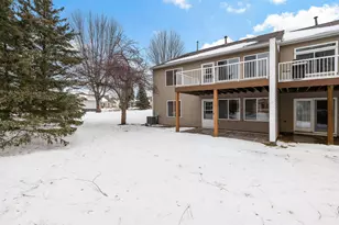 763 Lake Ridge Dr, Woodbury, MN 55129 - Photo 35