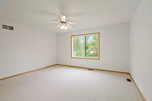 763 Lake Ridge Dr, Woodbury, MN 55129 - Photo 19