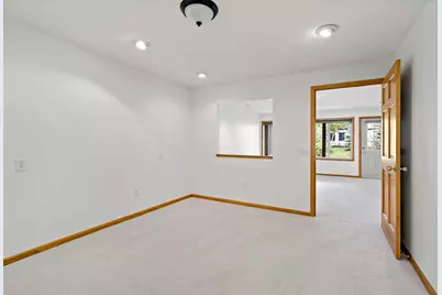 763 Lake Ridge Drive, Woodbury, MN 55129 - Photo 31