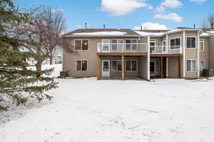 763 Lake Ridge Dr, Woodbury, MN 55129 - Photo 29