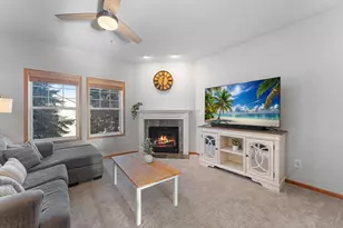 3262 Oak View Dr, Woodbury, MN 55129 - Photo 5