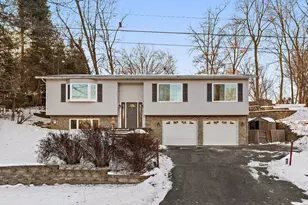 402 25th St SW, Rochester, MN 55902 - Photo 3