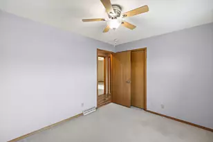 402 25th St SW, Rochester, MN 55902 - Photo 17