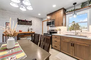 115 3rd St SE, Plainview, MN 55964 - Photo 7