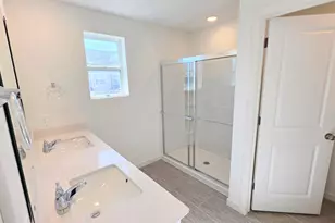 4743 Airlake Dr, Woodbury, MN 55129 - Photo 5