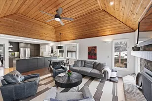 6807 Dovre Dr, Edina, MN 55436 - Photo 33