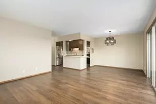 410 Groveland Ave, Minneapolis, MN 55403 - Photo 15