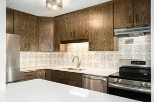 410 Groveland Ave, Minneapolis, MN 55403 - Photo 5