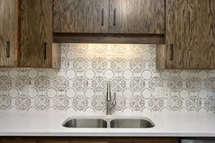 410 Groveland Ave, Minneapolis, MN 55403 - Photo 7