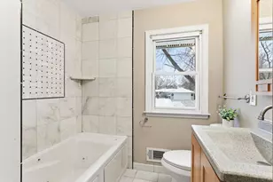 10833 Toledo Ave S, Bloomington, MN 55437 - Photo 17