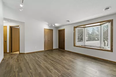 3650 Gershwin Lane N, Oakdale, MN 55128 - Photo 9