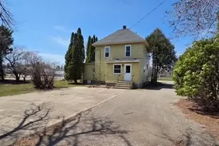 1205 N Nokomis, Alexandria, MN 56308 - Photo 1