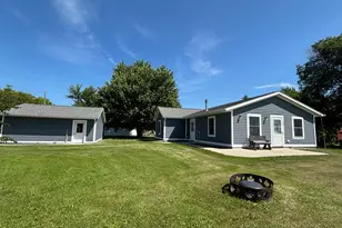 401 Joe Horachek St E, Goodridge, MN 56725 - Photo 5