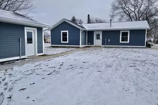 401 Joe Horachek St E, Goodridge, MN 56725 - Photo 5