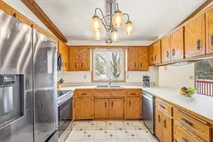 1924 Pleasant Ave, Saint Cloud, MN 56303 - Photo 13