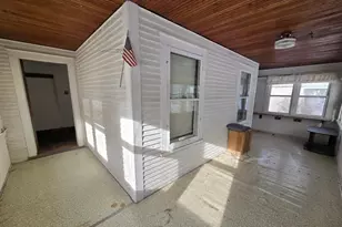 521 Washington Ave, Holland, MN 56139 - Photo 5