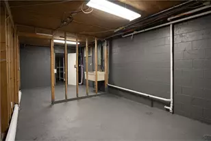 19115 Homestead Cir, Eden Prairie, MN 55346 - Photo 21