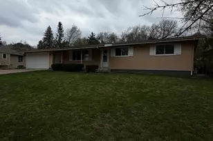 19115 Homestead Cir, Eden Prairie, MN 55346 - Photo 25