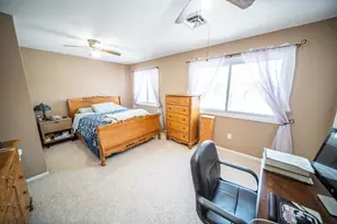 907 40th St NW, Rochester, MN 55901 - Photo 23