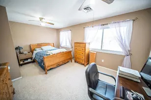 907 40th St NW, Rochester, MN 55901 - Photo 23