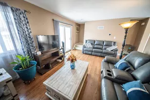 907 40th St NW, Rochester, MN 55901 - Photo 9