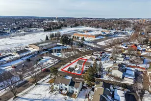 907 40th St NW, Rochester, MN 55901 - Photo 59