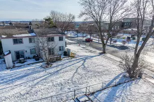 907 40th St NW, Rochester, MN 55901 - Photo 55