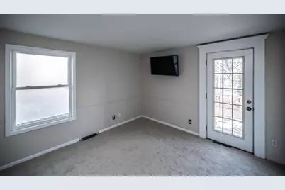 315 Annapolis Street W, Saint Paul, MN 55118 - Photo 17